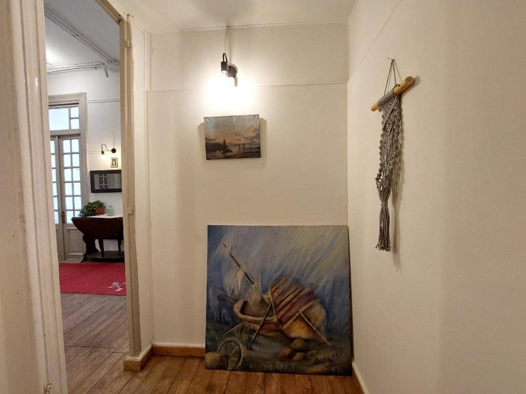 Arab Hostel, Welcoming All Solo And Groups Travellers But, Unmarried Couples Not Allowed Alexandria Luaran gambar