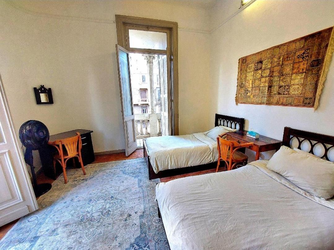 Arab Hostel, Welcoming All Solo And Groups Travellers But, Unmarried Couples Not Allowed Alexandria Luaran gambar