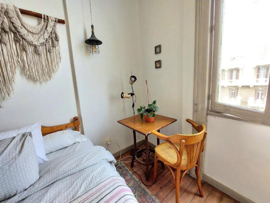 Arab Hostel, Welcoming All Solo And Groups Travellers But, Unmarried Couples Not Allowed Alexandria Luaran gambar