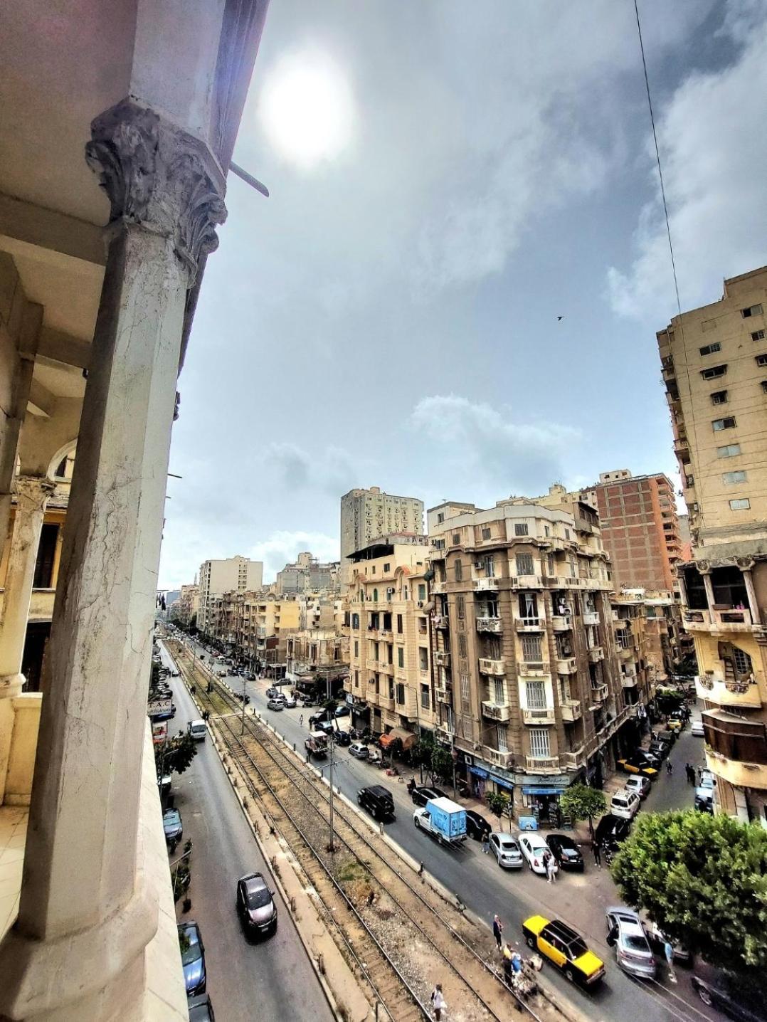 Arab Hostel, Welcoming All Solo And Groups Travellers But, Unmarried Couples Not Allowed Alexandria Luaran gambar